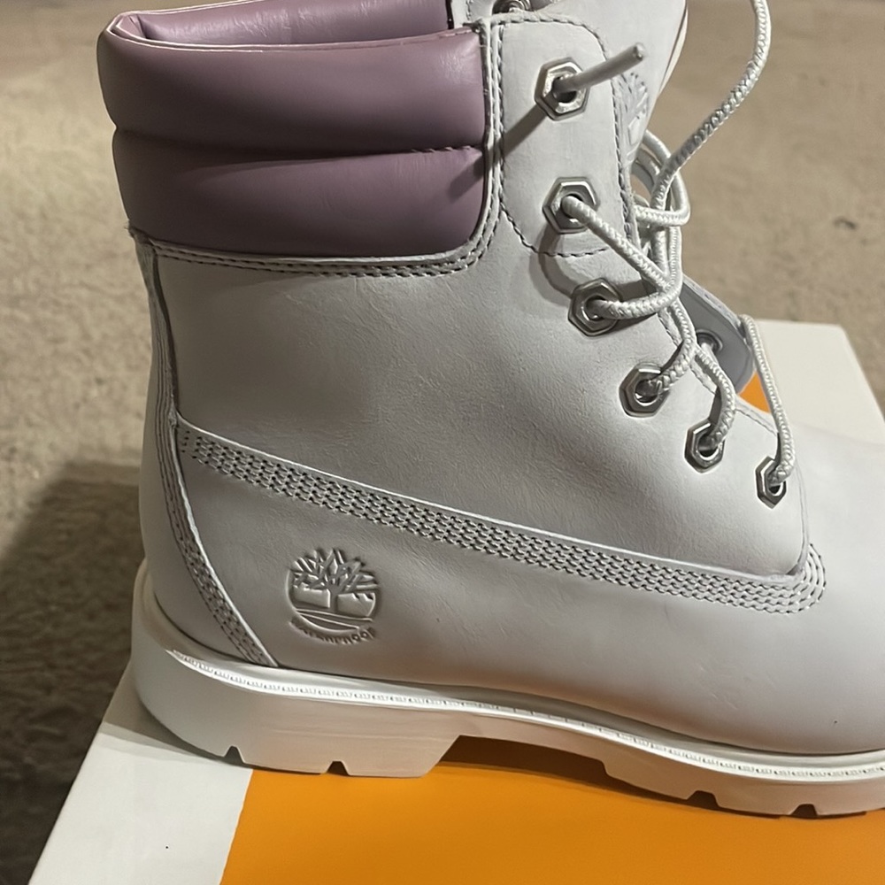 Timberland Boot - Picture 2 of 5